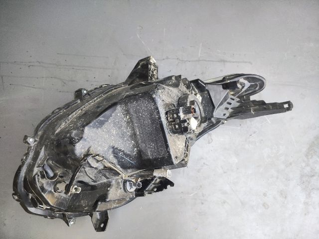 bontott MITSUBISHI L200 Alváz/nyitott (MQ) Bal Fényszóró