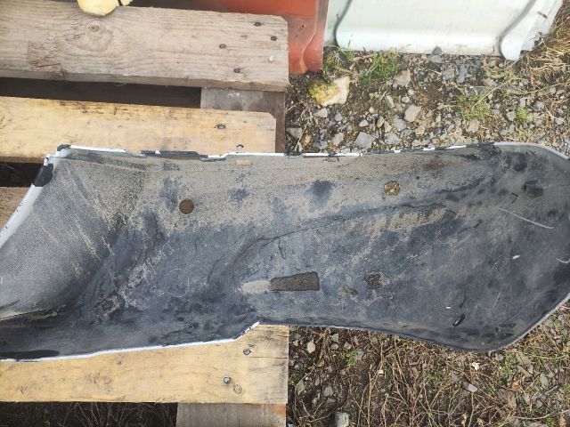 bontott MITSUBISHI L200 Alváz/nyitott (MQ) Hátsó Lökhárító (Üresen)