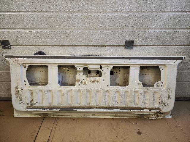 bontott MITSUBISHI L200 Alváz/nyitott (MQ) Plató Ajtó