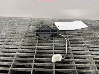 bontott MITSUBISHI L200 Antenna Erősítő