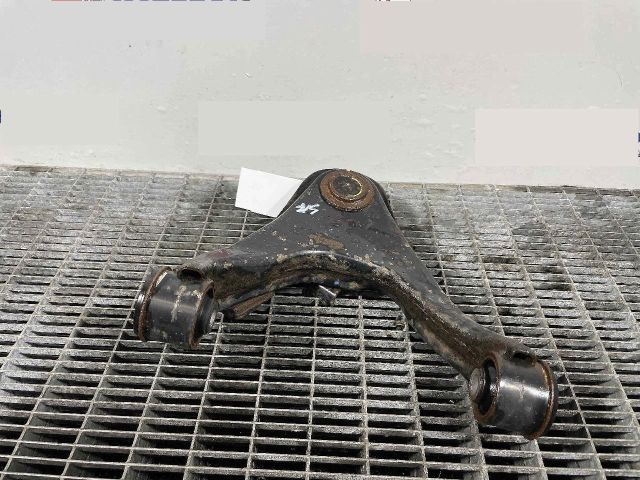 bontott MITSUBISHI L200 Bal első Felső Lengőkar