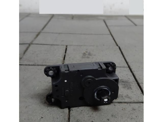 bontott MITSUBISHI L200 Fűtés Állító Motor