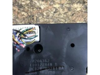 bontott MITSUBISHI L200 Fűtéskapcsoló (digit klímás)