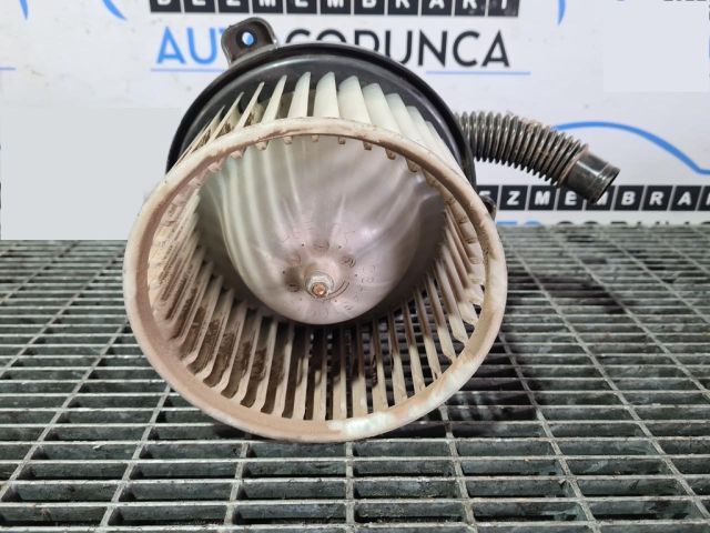 bontott MITSUBISHI L200 Fűtőmotor (Klímás)