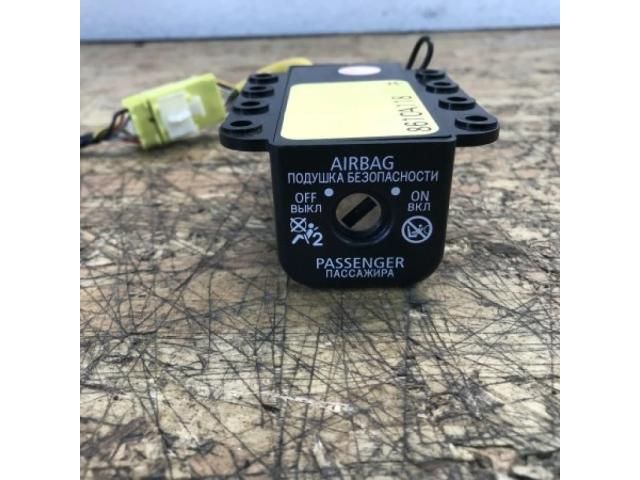 bontott MITSUBISHI L200 Légzsák Kapcsoló