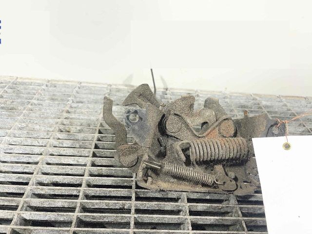 bontott MITSUBISHI L200 Motorháztető Zárszerkezet