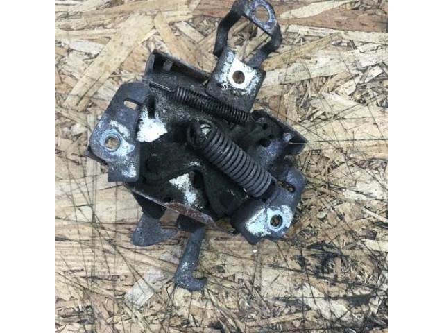 bontott MITSUBISHI L200 Motorháztető Zárszerkezet