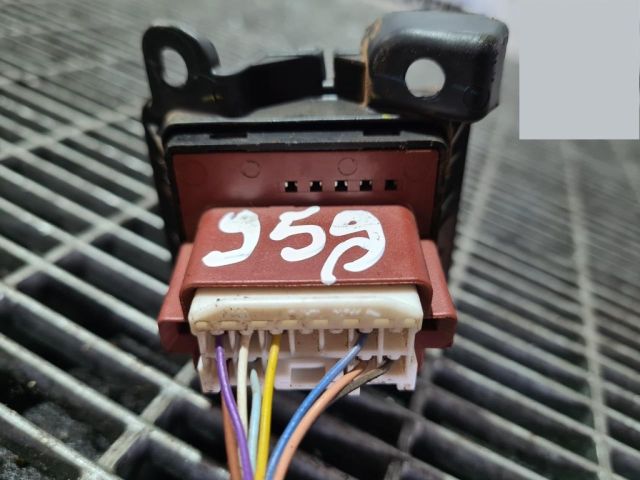 bontott MITSUBISHI L200 Tükör Kapcsoló