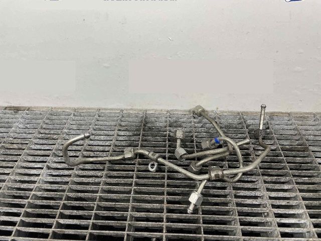 bontott MITSUBISHI L200 Üzemanyagcső