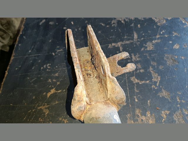 bontott MITSUBISHI LANCER Bal első Gólyaláb (Lengécsillapító, Rugó)