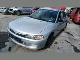 bontott MITSUBISHI LANCER Biztosítéktábla Motortér