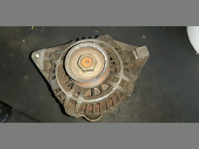 bontott MITSUBISHI LANCER Generátor