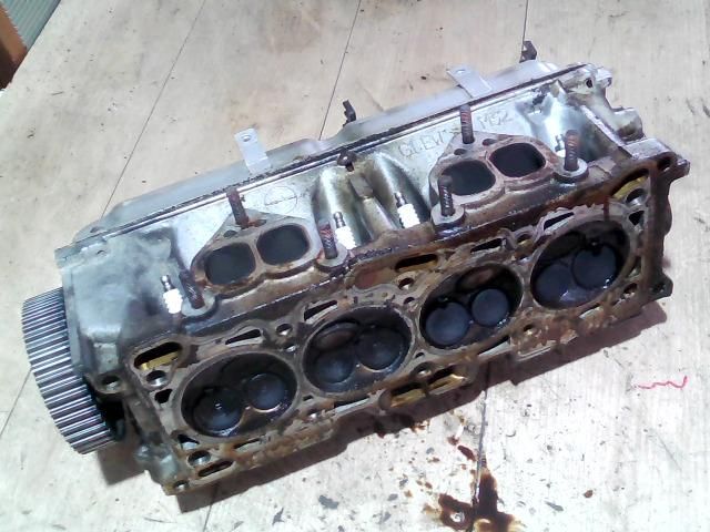 bontott MITSUBISHI LANCER Hengerfej