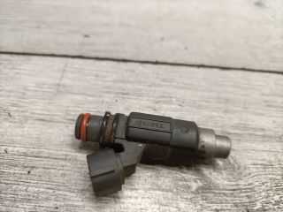 bontott MITSUBISHI LANCER Porlasztó (1 db)