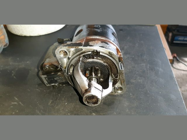 bontott MITSUBISHI LANCER Önindító