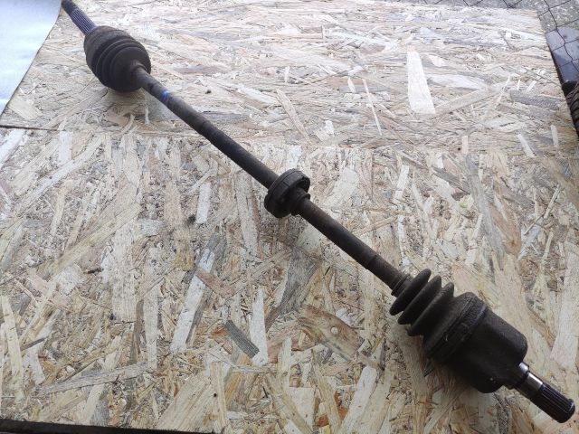 bontott MITSUBISHI LANCER Bal Féltengely