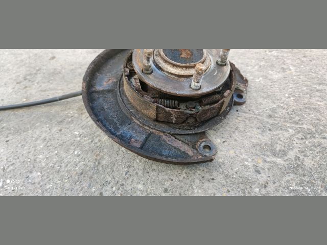 bontott MITSUBISHI LANCER Jobb hátsó Kerékagy