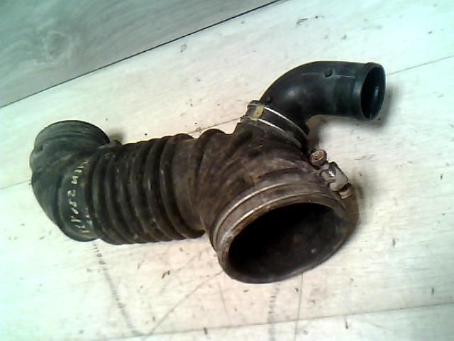 bontott MITSUBISHI LANCER Szívó Cső