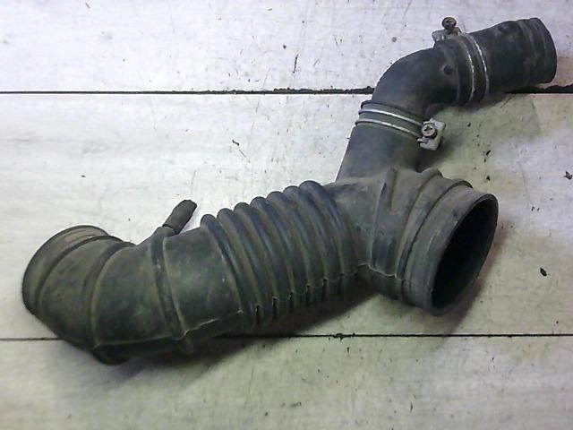 bontott MITSUBISHI LANCER Szívó Cső