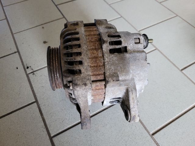 bontott MITSUBISHI LANCER Generátor