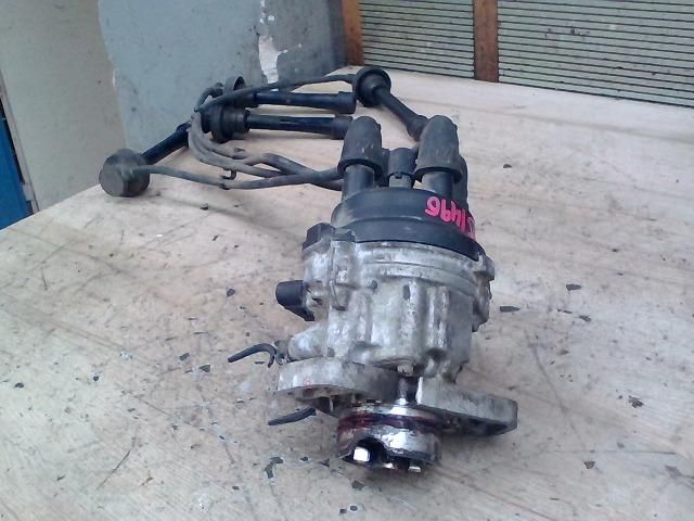 bontott MITSUBISHI LANCER Gyújtáselosztó és Gyertya Kábel