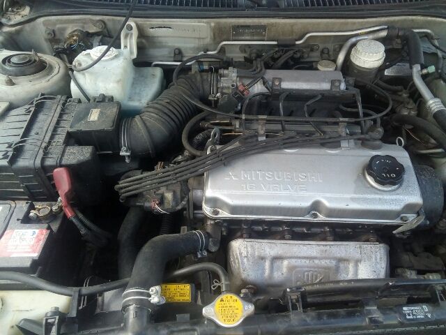 bontott MITSUBISHI LANCER Önindító