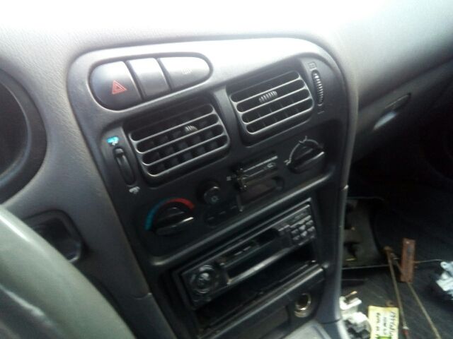 bontott MITSUBISHI LANCER Önindító