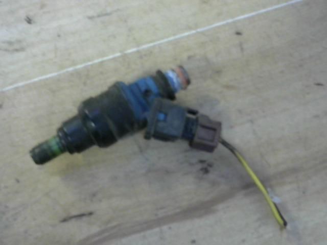 bontott MITSUBISHI LANCER Porlasztó (1 db)