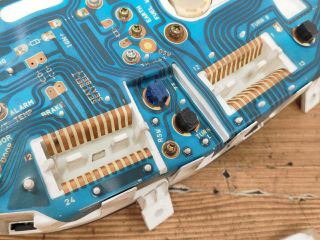 bontott MITSUBISHI LANCER Kilométeróra