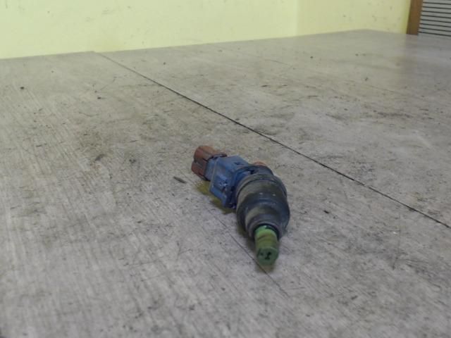 bontott MITSUBISHI LANCER Porlasztó (1 db)