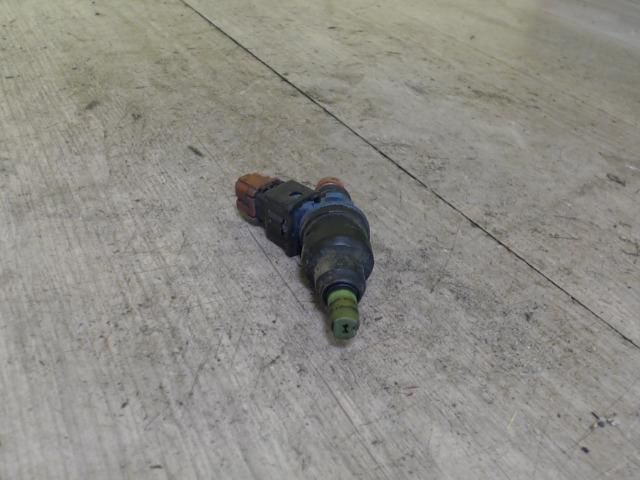 bontott MITSUBISHI LANCER Porlasztó (1 db)