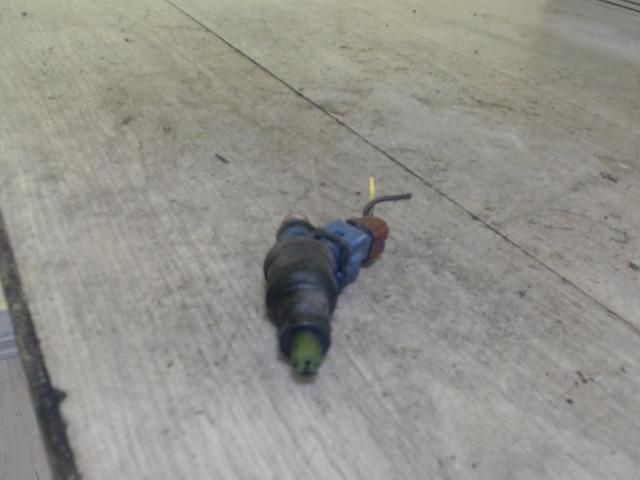 bontott MITSUBISHI LANCER Porlasztó (1 db)