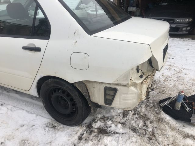 bontott MITSUBISHI LANCER Bal első Lengéscsillapító