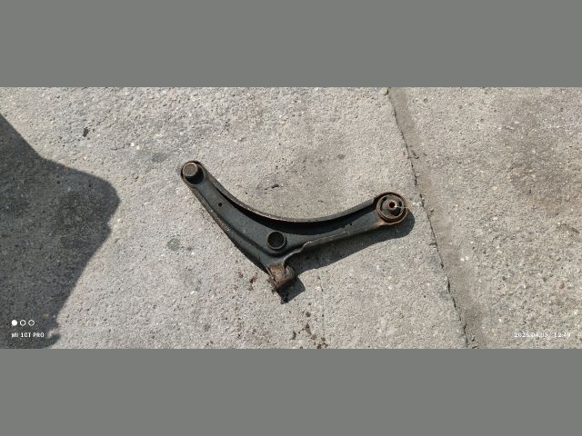 bontott MITSUBISHI LANCER Bal első Lengőkar