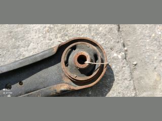 bontott MITSUBISHI LANCER Bal első Lengőkar