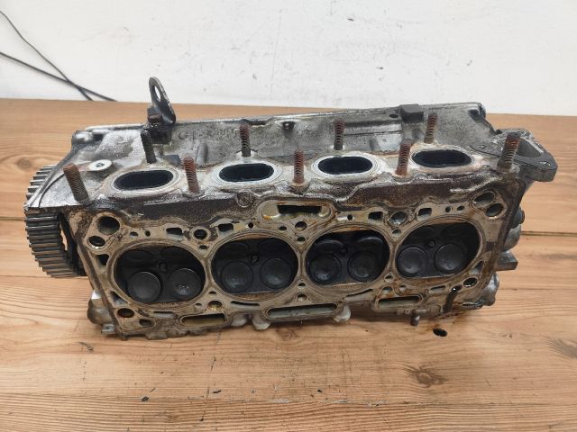 bontott MITSUBISHI LANCER Hengerfej