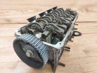 bontott MITSUBISHI LANCER Hengerfej