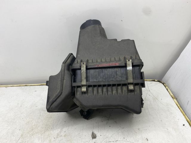 bontott MITSUBISHI LANCER Légszűrő Ház