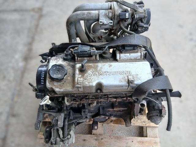 bontott MITSUBISHI LANCER Porlasztó Sor / Híd