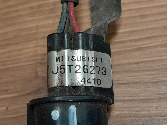 bontott MITSUBISHI LANCER Főtengely Fordulatszám Jeladó