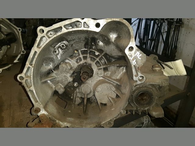 bontott MITSUBISHI LANCER Váltó (Mechanikus)