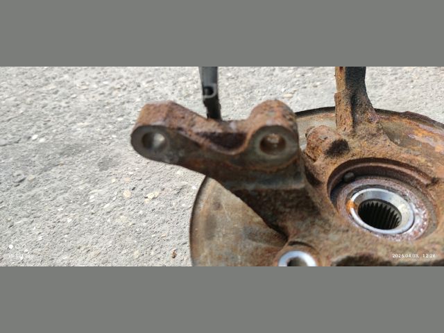 bontott MITSUBISHI LANCER Jobb első Csonkállvány Kerékaggyal