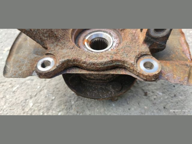 bontott MITSUBISHI LANCER Jobb első Csonkállvány Kerékaggyal