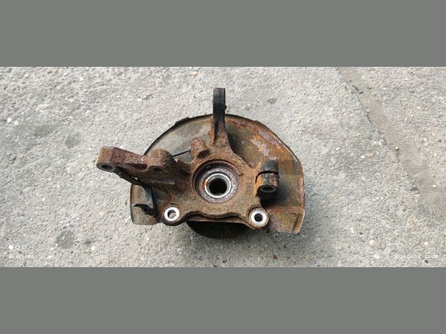 bontott MITSUBISHI LANCER Jobb első Csonkállvány Kerékaggyal