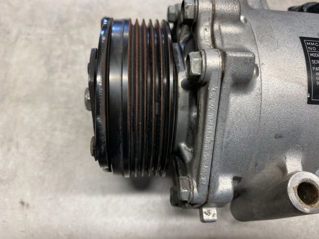 bontott MITSUBISHI LANCER Klímakompresszor