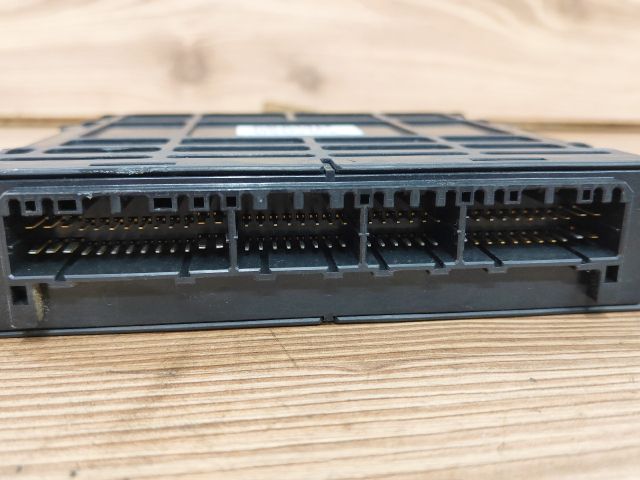 bontott MITSUBISHI LANCER Motorvezérlő