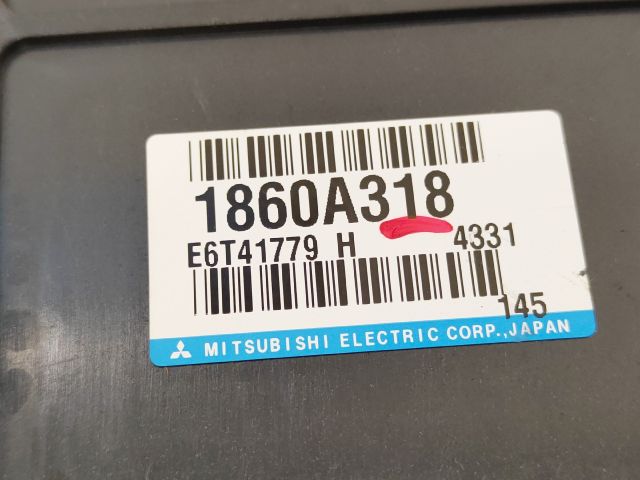 bontott MITSUBISHI LANCER Motorvezérlő