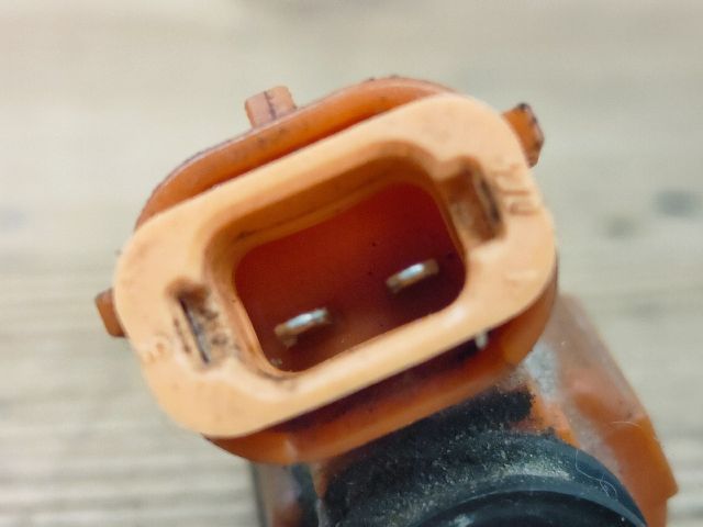 bontott MITSUBISHI LANCER Porlasztó (1 db)