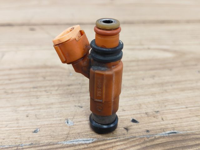 bontott MITSUBISHI LANCER Porlasztó (1 db)