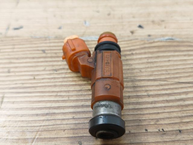 bontott MITSUBISHI LANCER Porlasztó (1 db)